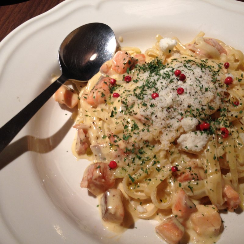 サーモンのクリームパスタ(ワールドスター カフェ （Worldstar Cafe）)
