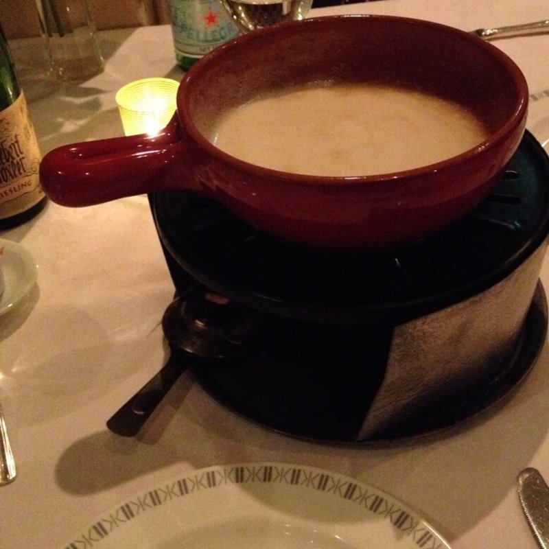 チーズフォンデュ(スイスシャレー )