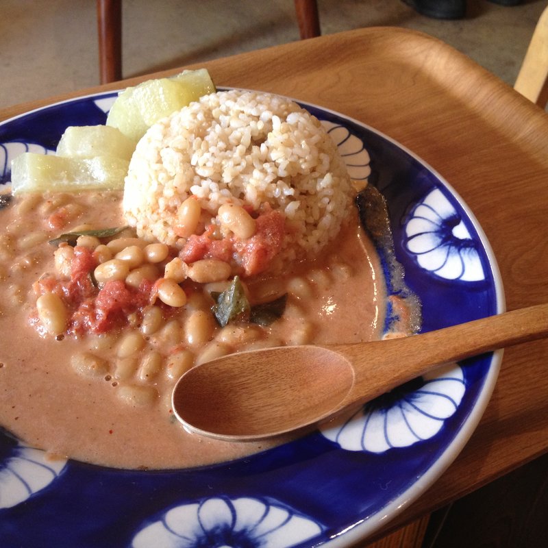 お豆のカレー(ぽれやぁれ )