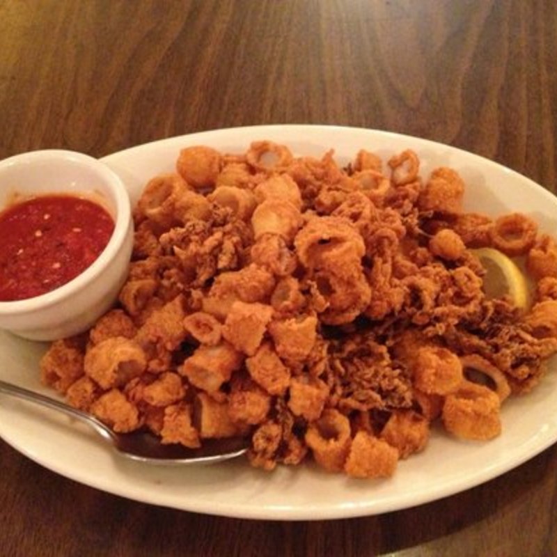 fried calamari (Buca di Beppo Italian Restaurant)