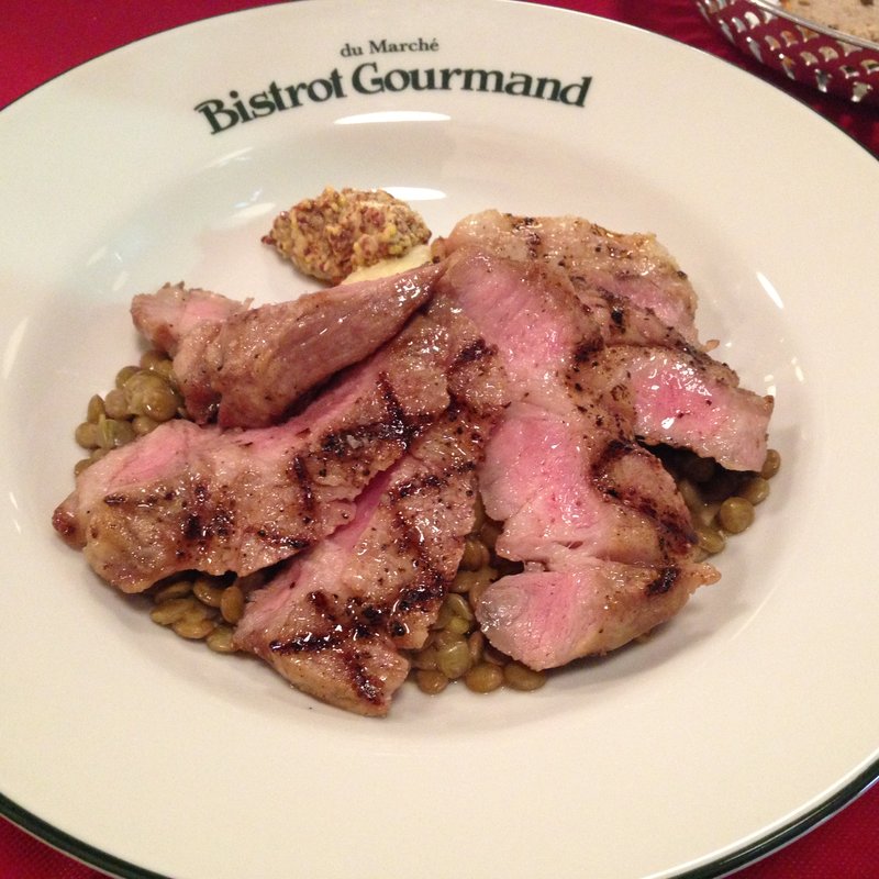 鹿児島産 茶美豚の炭火焼き(ビストロ グルマン)