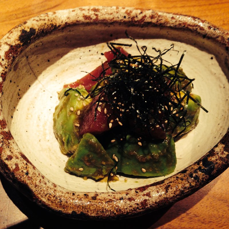 まぐろとアボカドのわさび醤油和え(和食 えん 東京ドームシティミーツポート店)