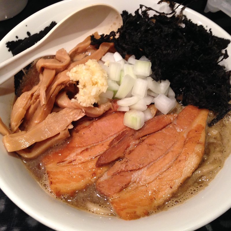 ニボガッツ(666(ロクロクロク))