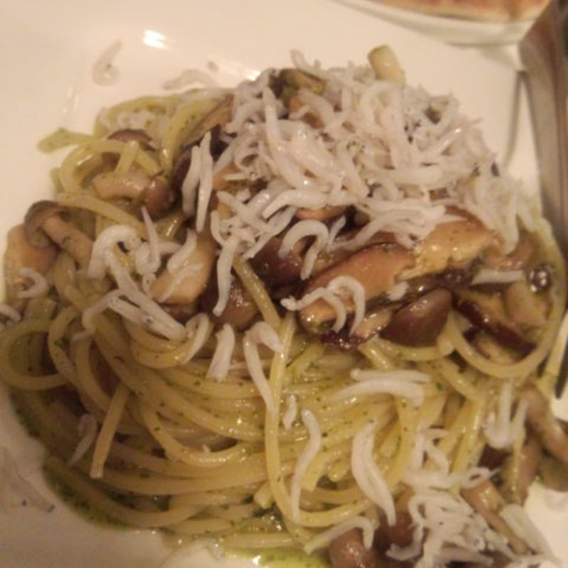 しらすのジェノベーゼパスタ(ポエータ)