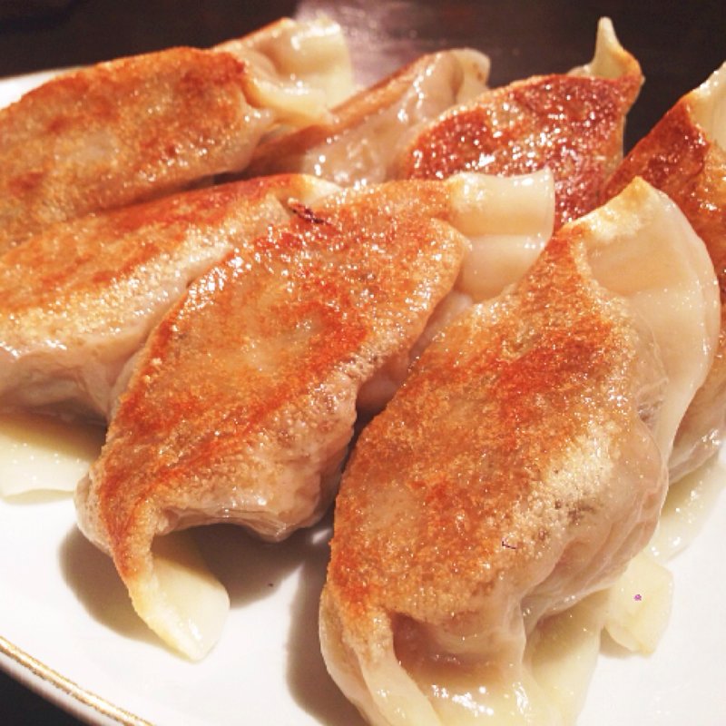 ぷっくり餃子(タイガー餃子会舘 中目黒店)