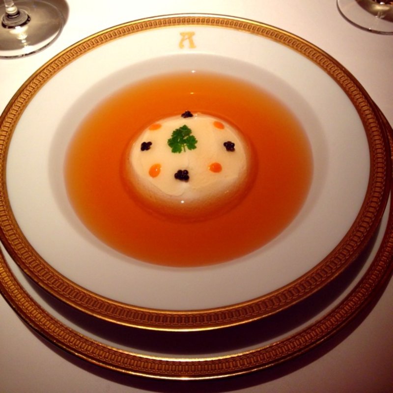 　雲丹とキャビアの野菜クリームムース・コンソメゼリー寄せ(アピシウス)