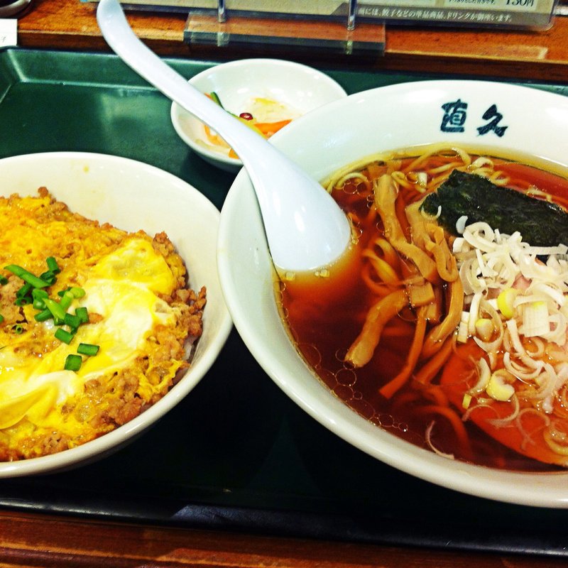 らーめん＋ミニそぼろ親子丼セット(らーめん直久 青山店)