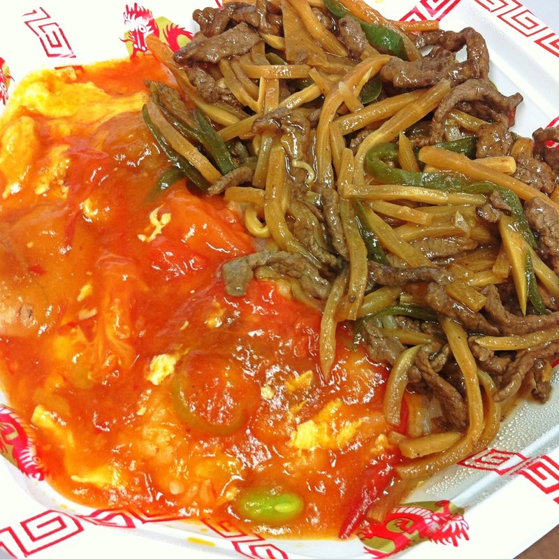 2色丼（青椒肉絲＋エビチリ）(元祖 紙やき ホルモサ 新青山ビル （カミヤキ ホルモサ）)