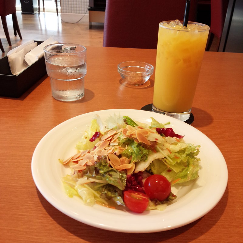 ランチセット　サラダ(ロロ　チェントロカフェ)