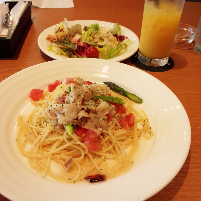 ランチセット　パスタ(ロロ　チェントロカフェ)