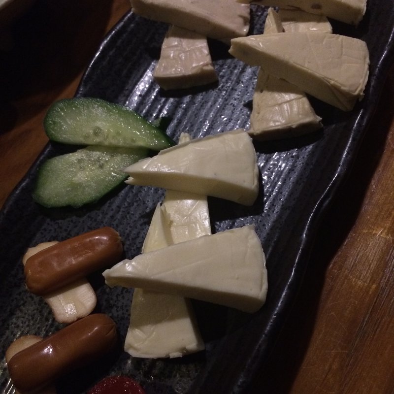 チーズの盛り合わせ(ぬくぬく)