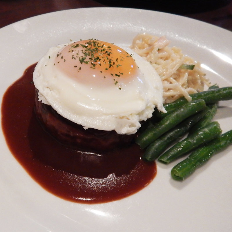 目玉焼きハンバーグ(ポリネシア)