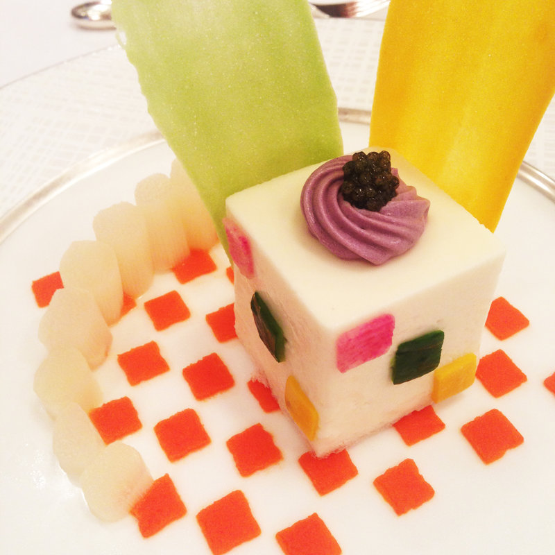 ホワイトアスパラガスのブラマンジェ(綱町三井倶楽部)