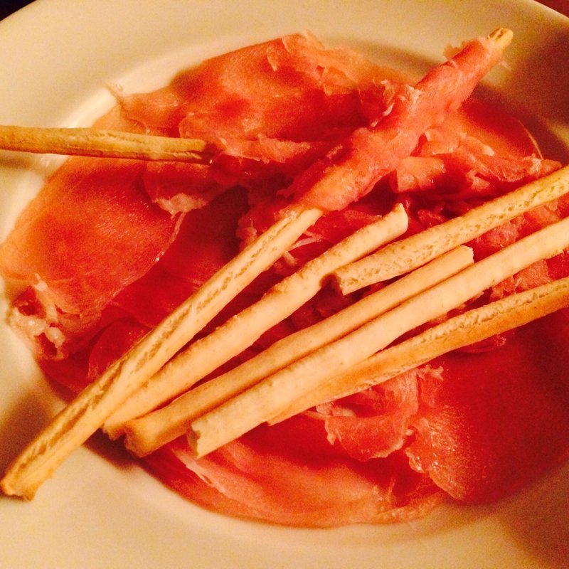 生ハムぐるぐる(ビストロタケノヤ 駅東店)