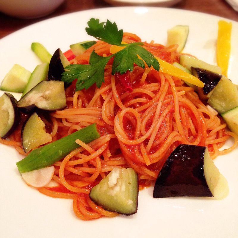 ごろごろイタリア野菜のトマトソースパスタ(CAFE LANDSCAPE)
