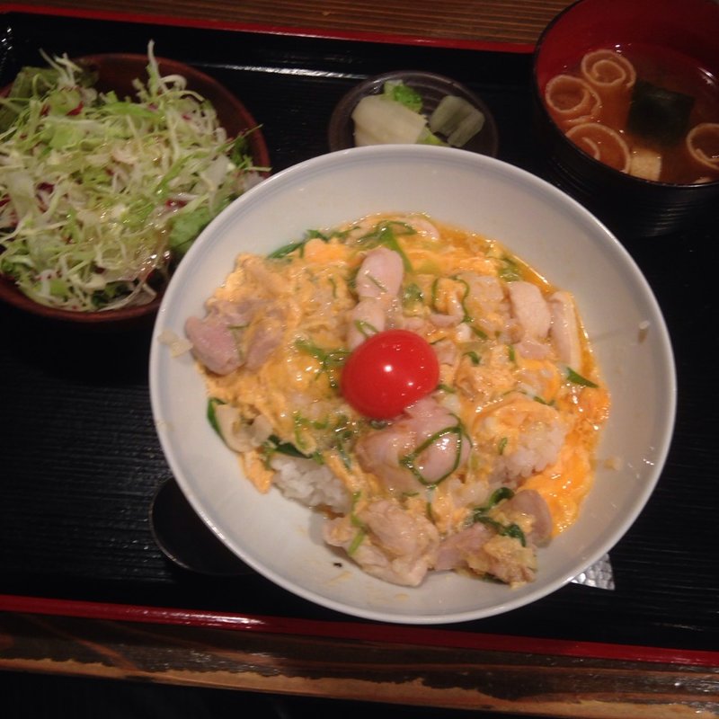 丹波黒どり 親子丼 定食(炭火焼鳥 権兵衛 南森町店 )