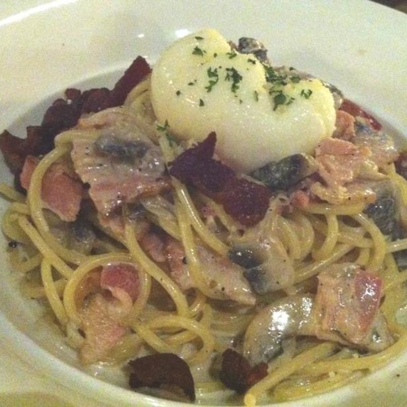 The Wolf's Favorite(Three Little Pigs and The Big Bad Wolf)