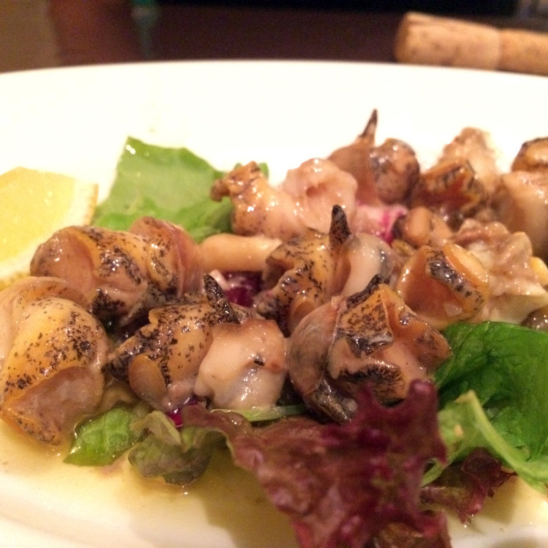 つぶ貝のアンチョビバター炒め(ビスボッチャ)