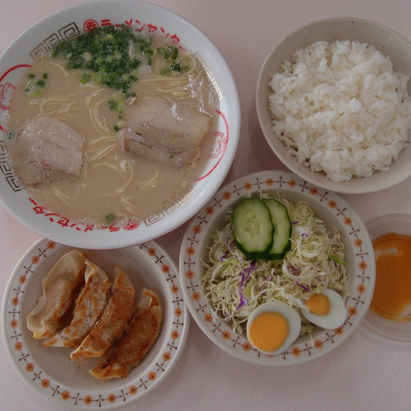 ラーメン定食(丸幸ラーメン)