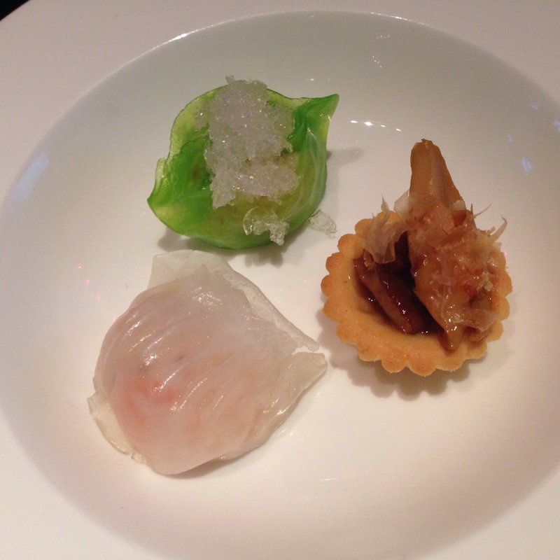 世界三大珍味のシェフのスペシャリティー飲茶三種(チャイナルーム （Chinaroom）)