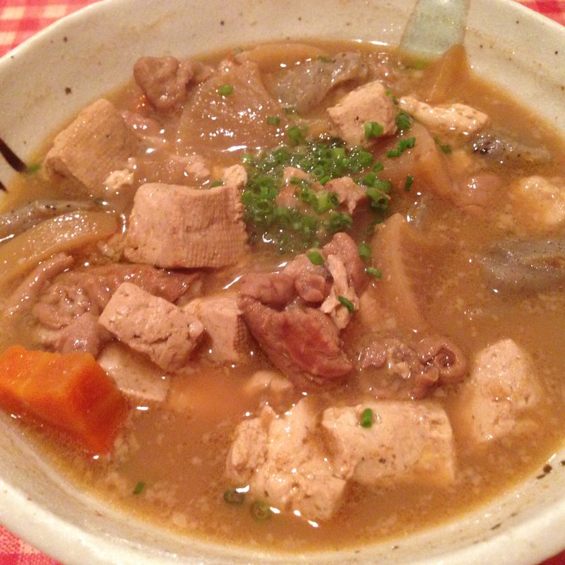 もつ煮こみ豆腐(洋食 AIDA)