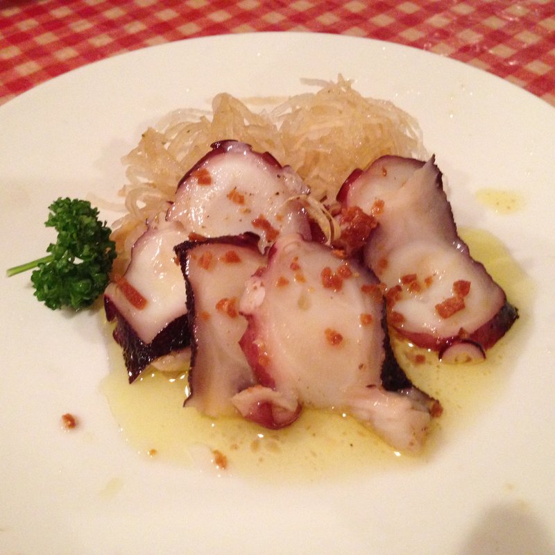 タコのガーリックマリネ(洋食 AIDA)