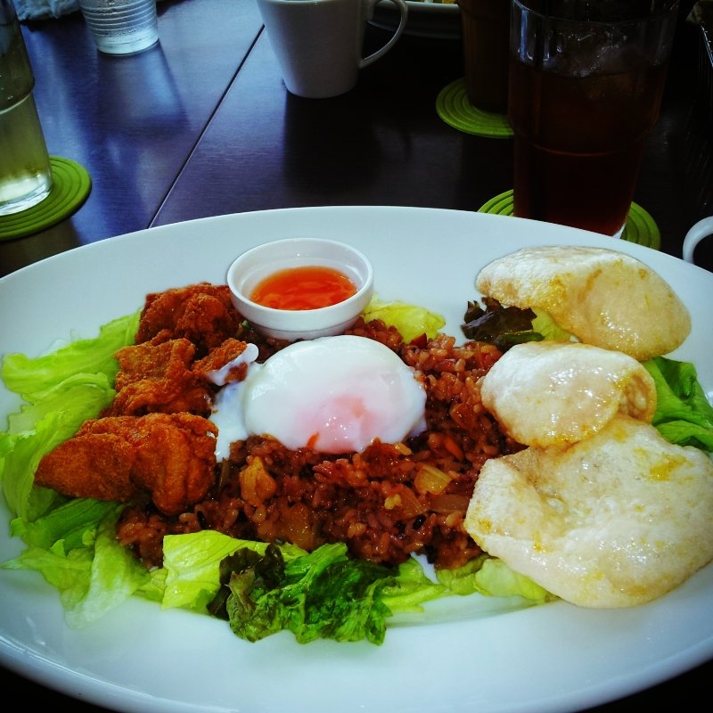 からあげ温玉サラダライス(ホット　スポット （Hotto spot）)