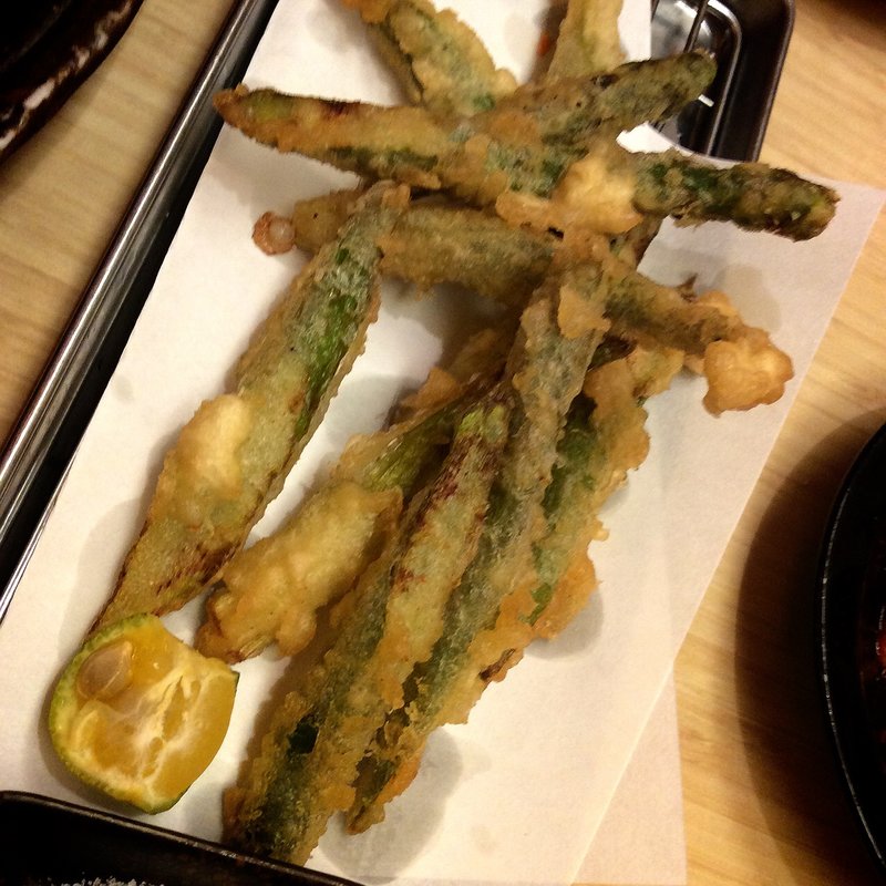 アスパラの天麩羅(いぶし銀次郎　西原本舗)