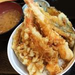 天丼(海鮮食堂 太陽 （カイセンショクドウ ティーダ）)