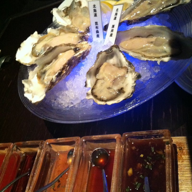 生牡蠣(MAIMON GINZA （マイモン）)