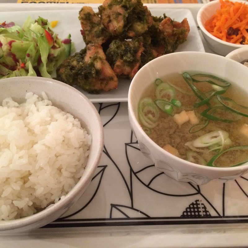 沖縄風から揚げランチ(Sunset BB)