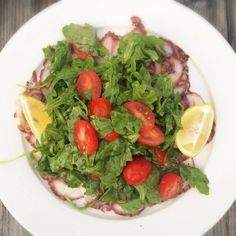 Carpaccio di Polipo(L’isola Wood Fired Pizza)