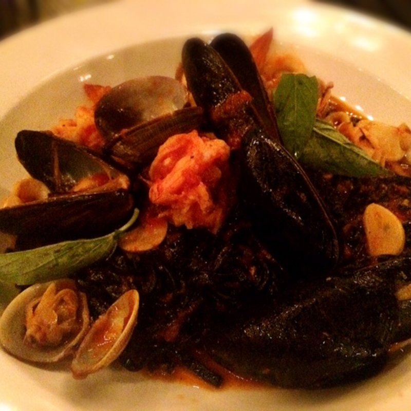 Linguini Pescatore(L’isola Wood Fired Pizza)