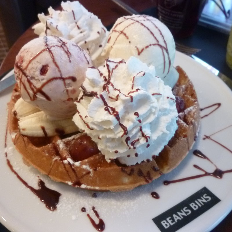 アイスクリームワッフル(BEANS　BINS)