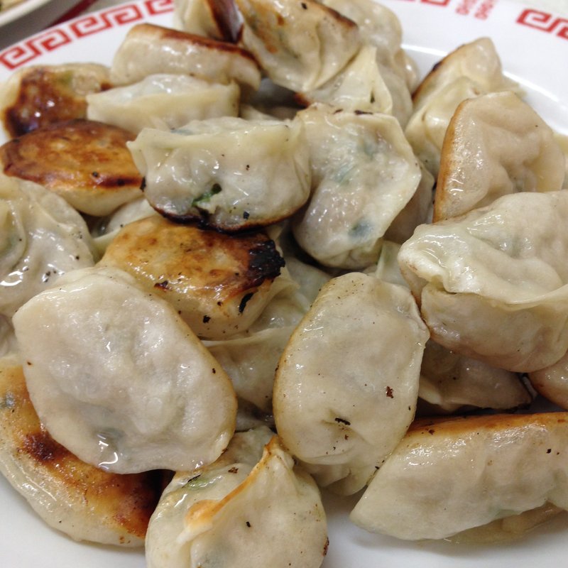 焼き餃子(宝雲亭)