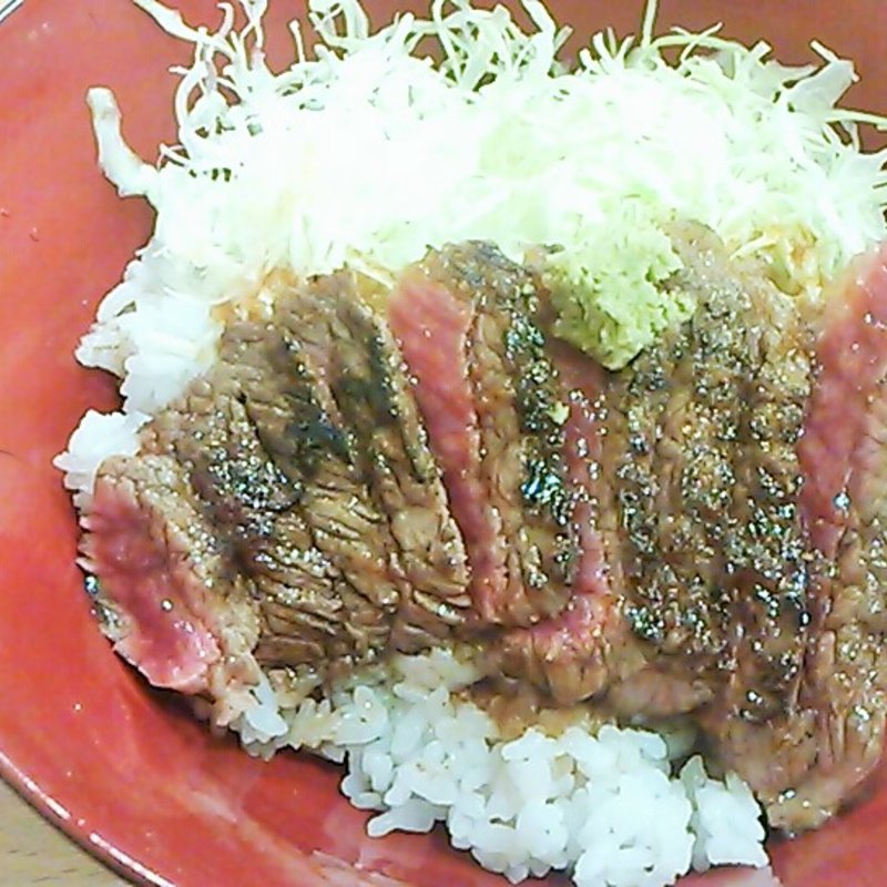 ステーキ丼（80g）(ニクゼン)