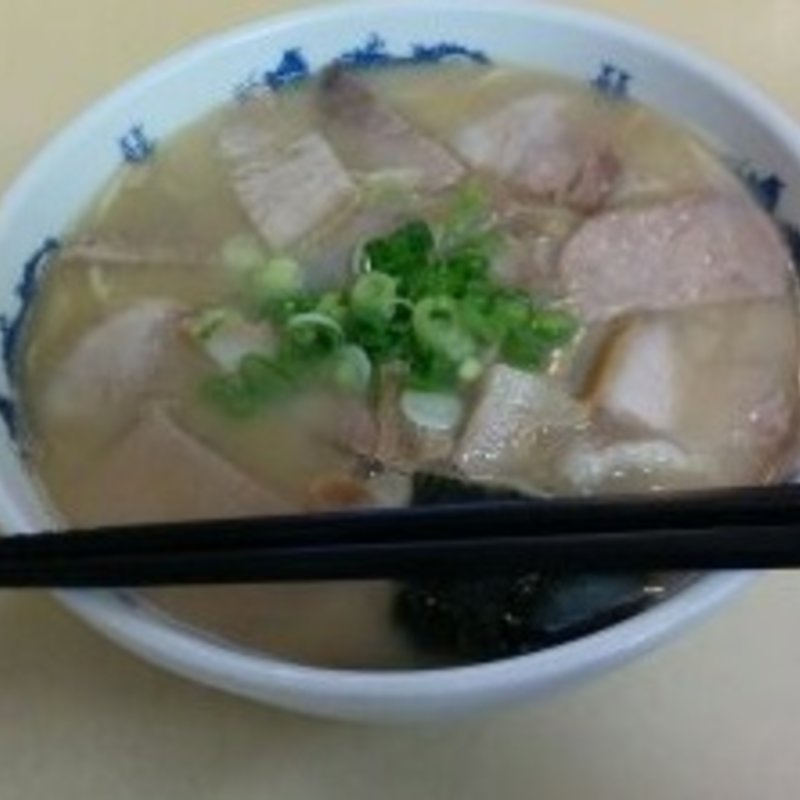 中華そば (小)(岡本中華 （おかもとちゅうか）)