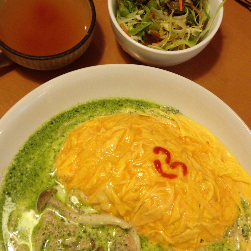 ジェノバクリームオムライス(ひこうき )