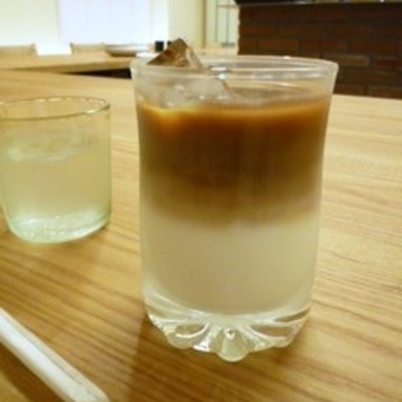アイスカフェオレ(喫茶葦島 （きっさあしじま）)
