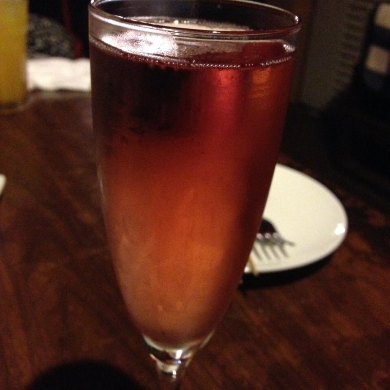 こぼれスパークリング　ロゼ(ワイン食堂　トランク　イタリアゴハン 久茂地店 （【旧店名】トランク カフェダイニング）)