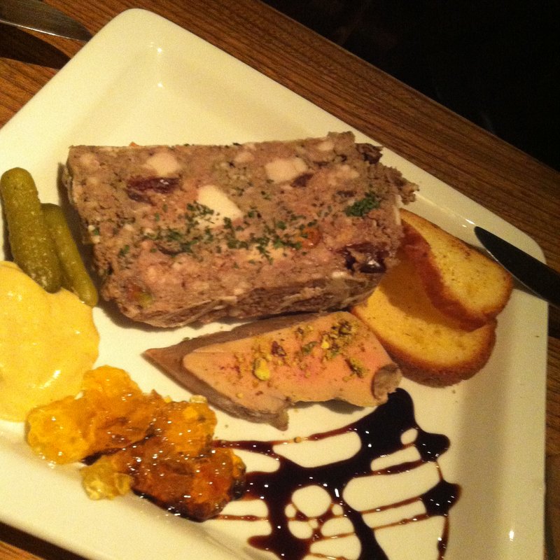 鶏肉のパテと鶏レバーのパテ(UOKIN PICCOLO 銀座店 （ウオキン ピッコロ）)