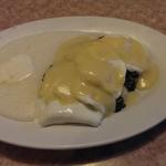 Egg florentine with grits(Brownstone Diner )