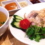 チキンライス(粥麺楽屋 喜々 （カユメンガクヤキキ）)