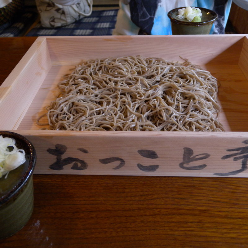 十割そば（きりだめそば）(そば処 おっこと亭)