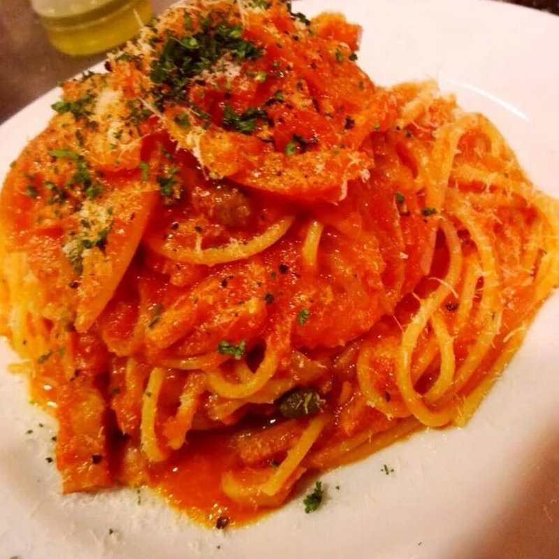 トマトソースとコッテリクリーム(torimo)