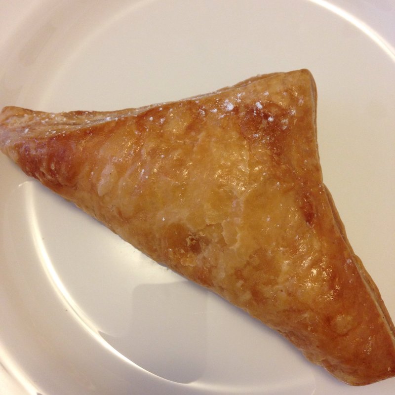 Apple Turnover(A-Roma Bakery)