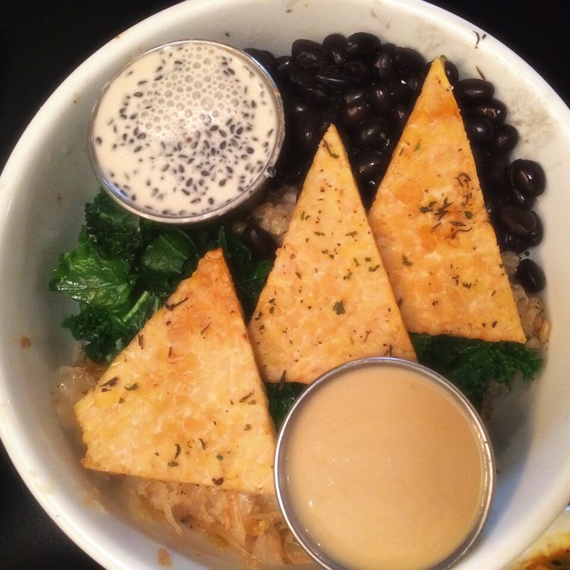 THE MACRO BOWL(CHAMPS FAMILY BAKERY)