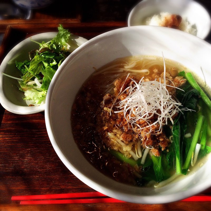 特製肉味噌とたっぷり野菜の汁ビーフン(月和茶)