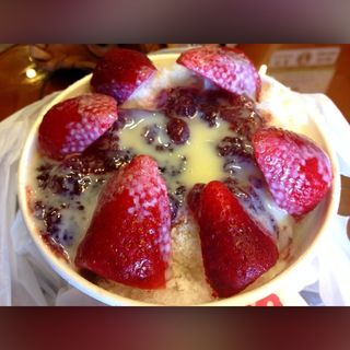 Strawberry Shaved ice(Tea station)