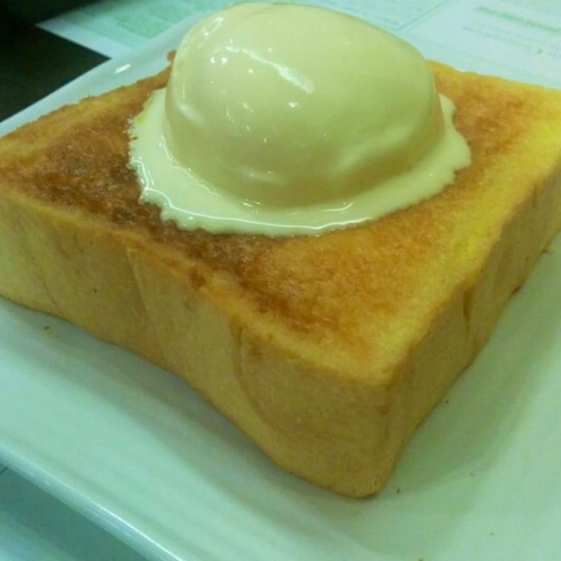 Sweet butter brick Toast(Tea station)